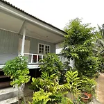 Utopia Resort