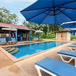 Lanta Lily Resort