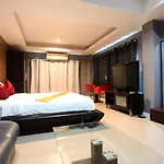Del Mar Rooms