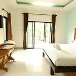 Baan Reenaa Lanta