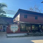 Haad Chao Phao Resort
