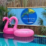 Billabong Hotel And Cafe