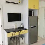 Daisy Residence