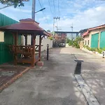 Ekaluk Place Inn