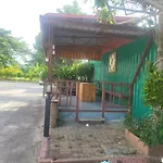Ekaluk Place Inn