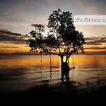 Baan Chid Talay