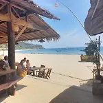 Nin Kantiang Bay