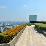 Sea View Pattaya Beach @The Base Central Pattaya