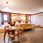 Sakol Hotel