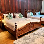 Haad Yao Bayview Hotel