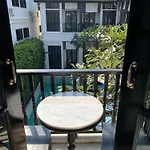 99 The Heritage Hotel