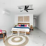 Luxury Blue Coco Sea View Villa - 4X4 Suv Included