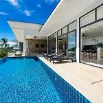 Luxury Blue Coco Sea View Villa - 4X4 Suv Included