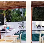 Ampha Place Hotel