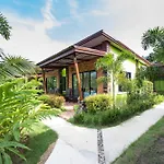 Siri Lanta Resort