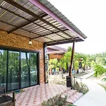 Siri Lanta Resort