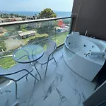 Copacabana Jomtien Beach Condo 中天海滩寇芭酒店公寓