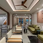 Panmanee Hotel-Newly Renovated