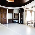 Golden Beach Resort