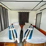 Revolution Hostel Pai