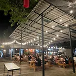 Revolution Hostel Pai