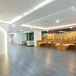 Golden Jomtien Beach Hotel