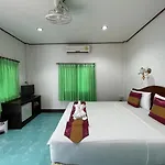 Lanta Arrow House