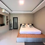 Sabaii Bay Resort