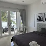 Bann Kanchana Beachfront Villas
