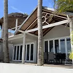 Bann Kanchana Beachfront Villas