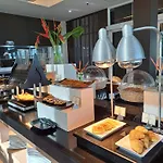 Kantary Beach Hotel Villas & Suites