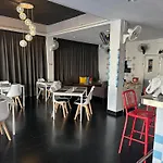 Lotus Art Guesthouse