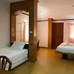 Haadrin Resort