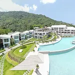 Vannee Golden Sands Beachfront Resort