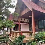 D.R. Lanta Bay Resort