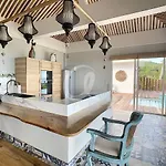 Blue Bay Villa