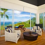 Overthemoon Luxury Pool Villas