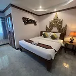 Pha Thai House