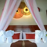 Pingchan Koh Phangan Beachfront Resort