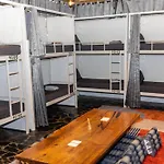 Shiralea Backpackers Resort