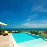 Villa Sila Varee