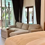 Baan Phuvara Retreat - Romantic Jacuzzi Mountain View Villas