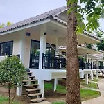 Family Hut Pai