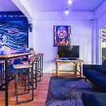 See Sea Backpackers House