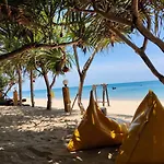 Lanta Miami Resort - Sha Extra Plus
