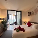 Edge Central Pattaya By Mickey
