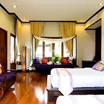 Kanok Buri Resort