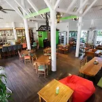 Greenlight Fisherman\'S Village Resort & Cafe