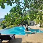 Koh Chang Bailan Beach Resort