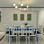 Jomtien Beachfront Apartment